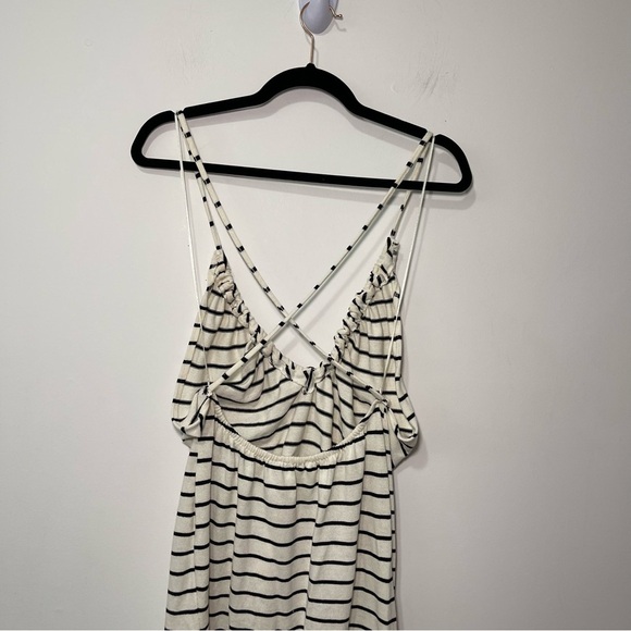 Zara Women’s White Black Striped knit Maxi Dress coastal Crisscross Back size L - Picture 4 of 5